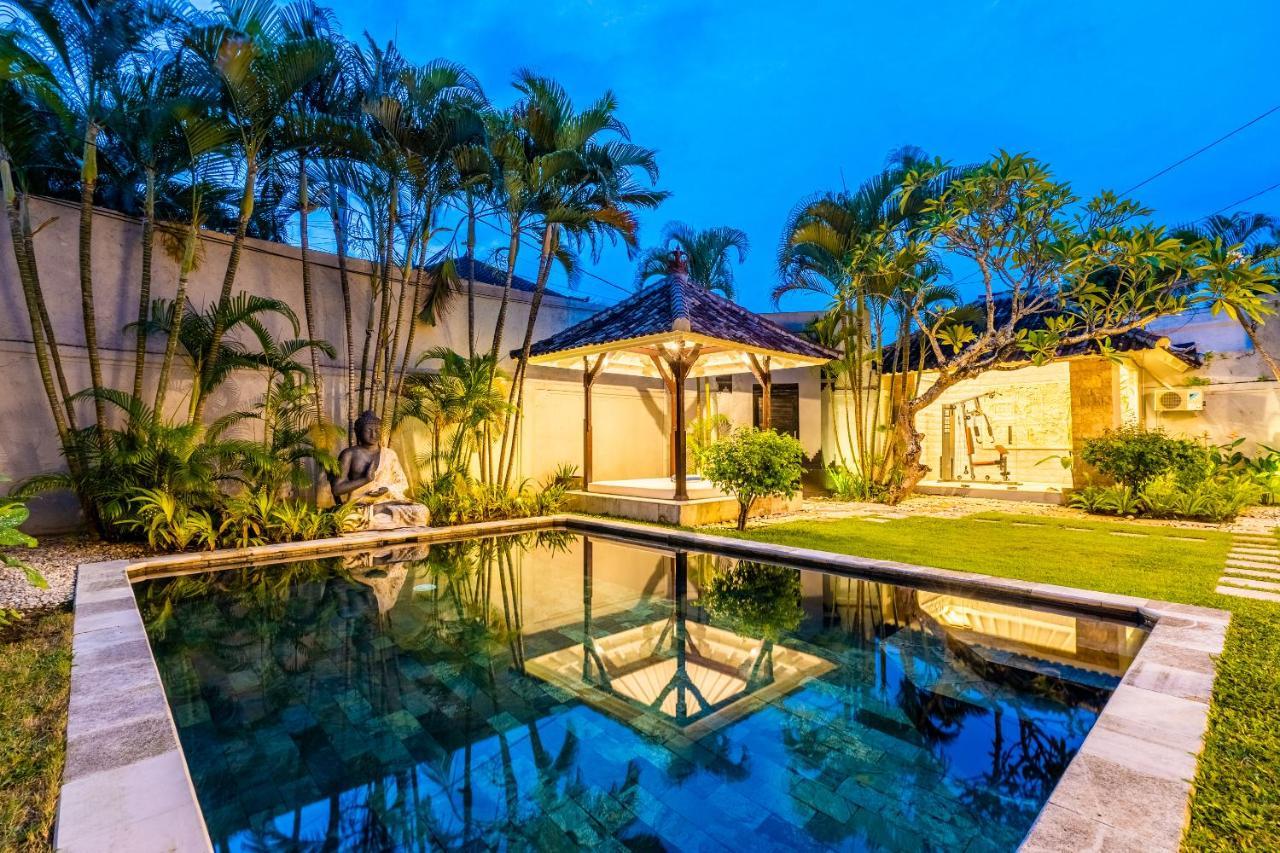 Villa Damai Oasis In The Heart Of Seminyak Exterior photo