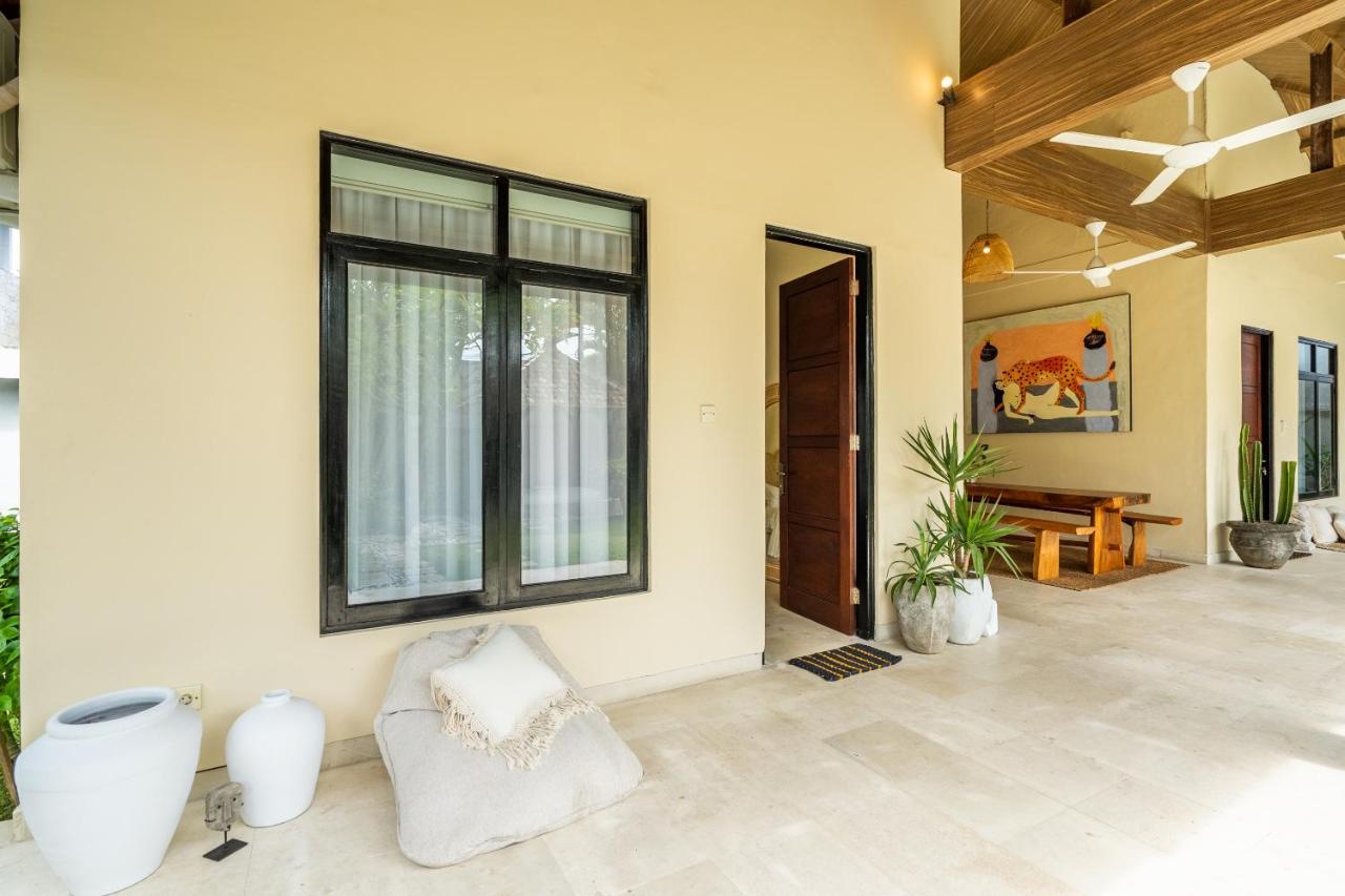 Villa Damai Oasis In The Heart Of Seminyak Exterior photo